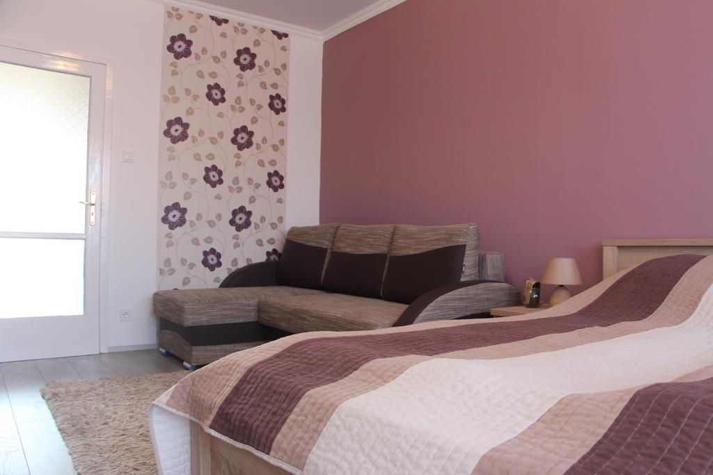 Verona Apartman Szeged Exterior foto